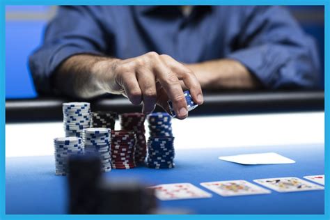 The best 10 tournament poker tips to help you win your next MTT.